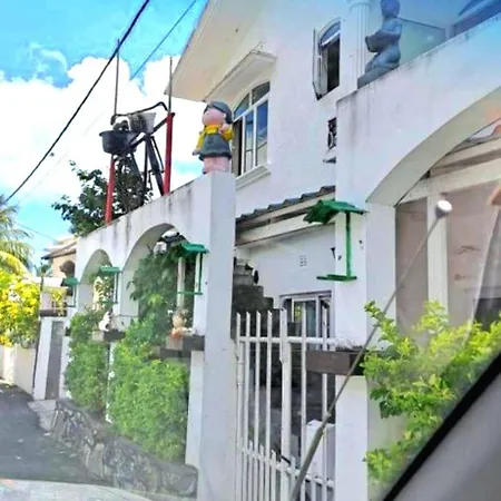 Cheerful 1 Bed Vacation Home With Tours & Facilities La Gaulette Exterior photo